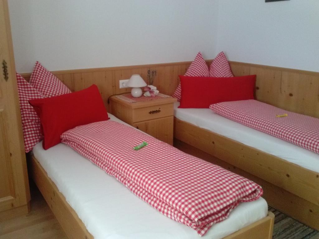 Ferienwohnung Suntinger Iselsberg Δωμάτιο φωτογραφία